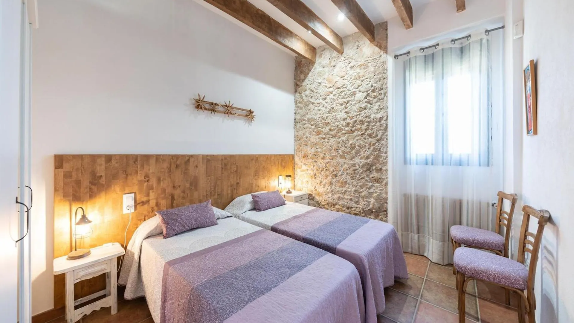 Rustic Style Villa Near Pyrenees Beach L' Escala