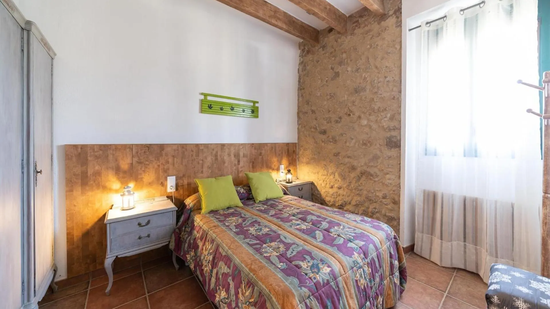 Rustic Style Villa Near Pyrenees Beach L' Escala