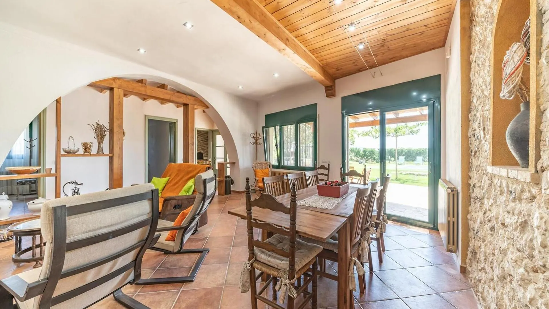 Rustic Style Villa Near Pyrenees Beach L' Escala Ισπανία
